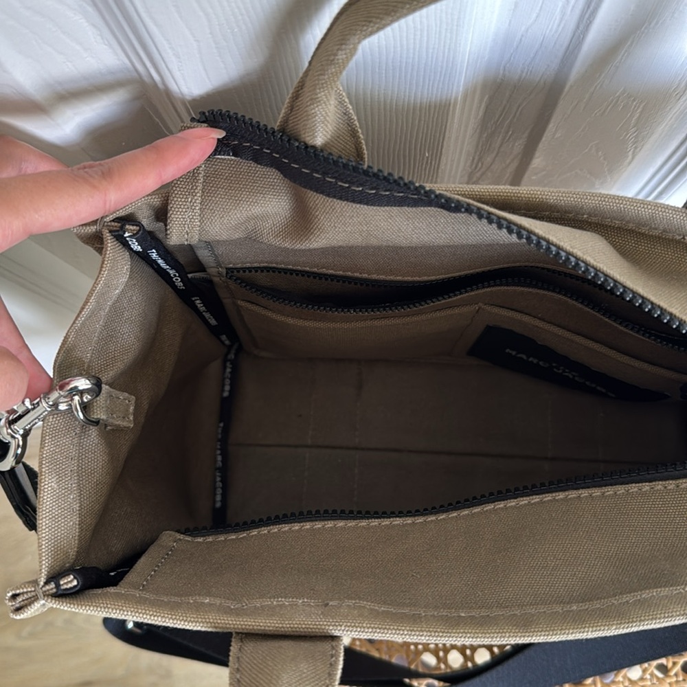 Marc Jacobs - The Tote Bag - Picture 6 of 10